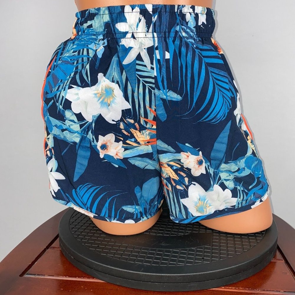 Xersion Activewear Shorts Womens S Floral Leaf Tropical Hawaiian Running Stretch